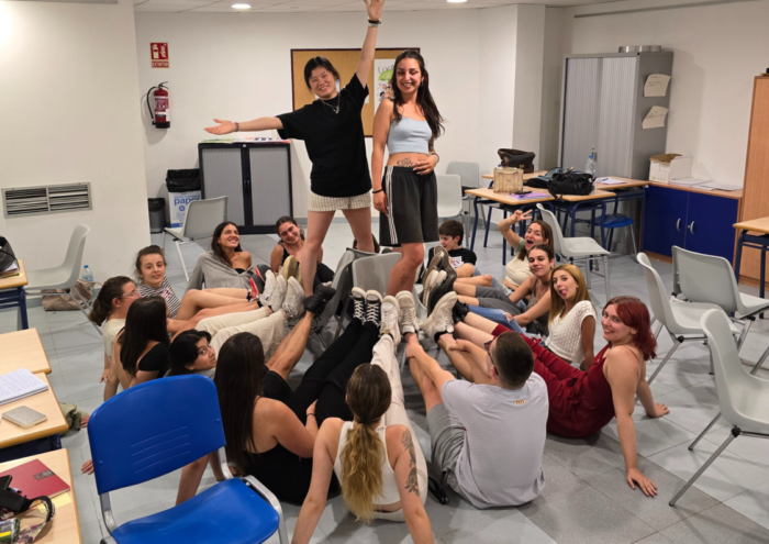 Sí. Necessito fer el curs de directors/es sencer